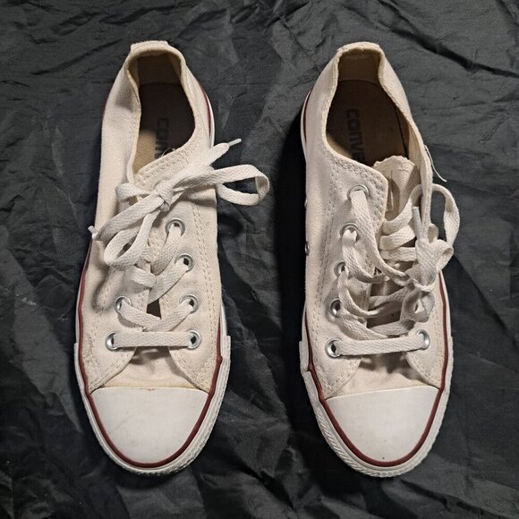 Converse Unisex All Star Chuck Taylors Low Top - Picture 1 of 6